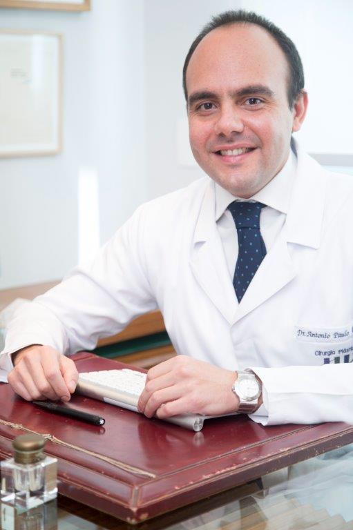 O cirurgião plástico Antonio Pitanguy é o novo queridinho da cirurgia plástica do Brasil
