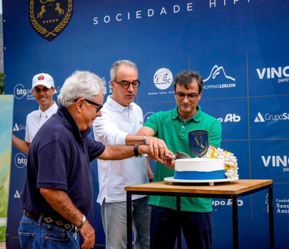 A grande comemoração do 85o aniversário da Sociedade Hípica Brasileira levou os melhores conjuntos do Brasil para competir na Pista Roberto Marinho.