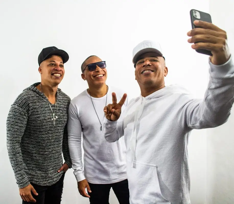 Nego Damoé, Pagode da Beta e Samba do Amigo Meu, são as atrações deste sábado(23) do Casarão do Firmino