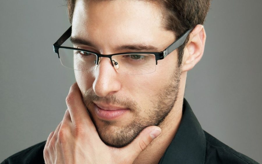 Óculos de grau masculino: os melhores materiais para a sua armação