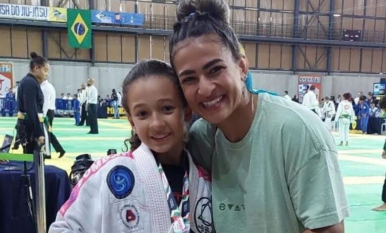 A lutadora mirim participou do Sulamericano de Jiu-Jítsu Olímpico da CBJJO, no sábado (11)