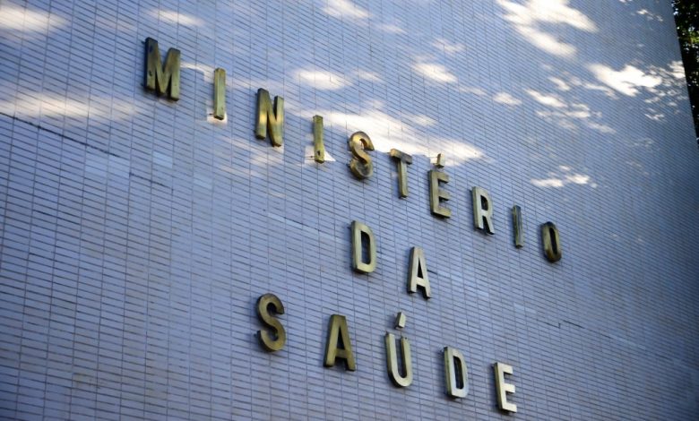 Ministério da Saúde demite diretor após crise nos hospitais do RJ