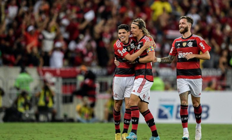 Fluminense quer defensor do Flamengo para o lugar de David Braz