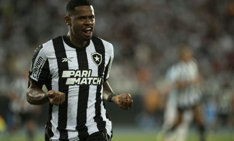Júnior Santos e +3 jogadores são alvos da MLS e Textor atualiza situação no Botafogo