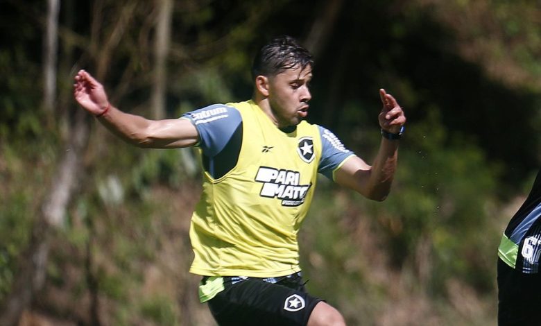 Com presença de Romero e +1, Botafogo anuncia treino solidário pelas vítimas de tragédias no RS