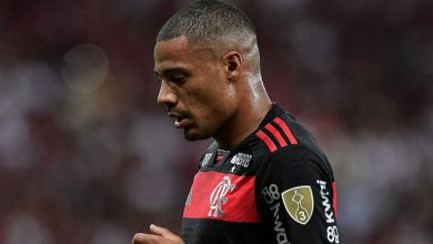 De La Cruz preocupa e pode desfalcar Flamengo contra o Vasco