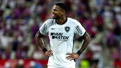 Júnior Santos se animou com proposta do Cruzeiro, mas ouve “não” de Textor