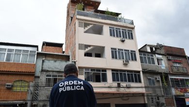 Prédio de sete andares no Irajá e 14 construções irregulares na Ilha do Governador foram demolidos - Prefeitura da Cidade do Rio de Janeiro