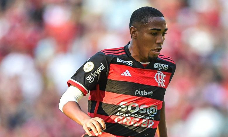 Tite dá créditos a base do Flamengo em relação a Lorran: "não meu"