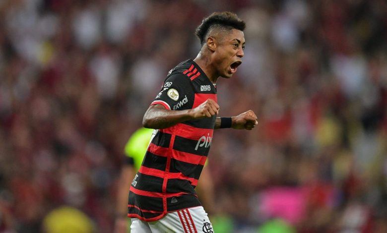 Bruno Henrique deve ser o titular do Flamengo no clássico