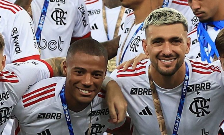 De La Cruz ou Arrascaeta, Flamengo define que o camisa 14 será o novo 10
