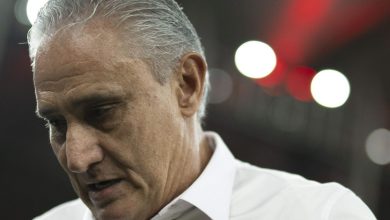 Tite encerra preparação indeciso em duas posições