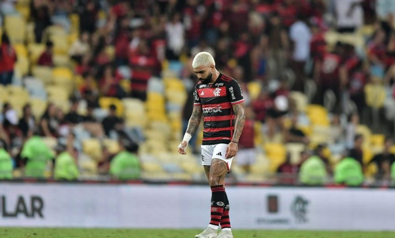 Flamengo é derrota pelo Fortaleza e perde liderança do Brasileirão