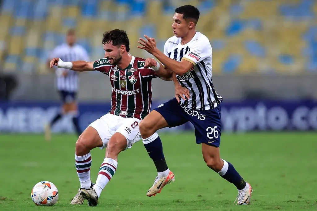 Kevin Serna (à direita) está próximo de reforçar o Fluminense para o segundo semestre – Foto: Buda Mendes/Getty Images