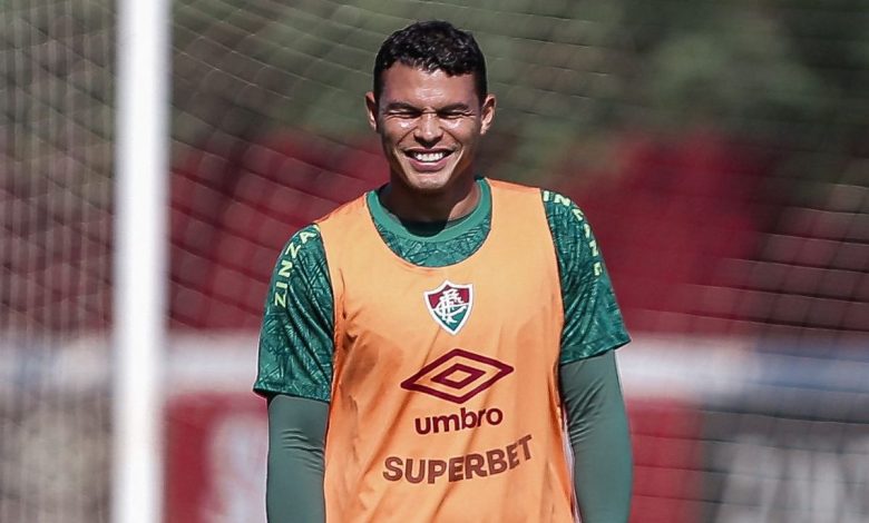 Fluminense negocia com zagueiro para formar dupla com Thiago Silva