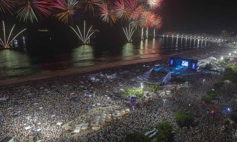 Ludmilla, Glória Groove, Luísa Sonza, Teresa Cristina, Jorge Aragão, Diogo Nogueira, Belo, Nattan, Imperatriz Leopoldinense e Viradouro são as atrações do maior réveillon do mundo, em Copacabana