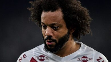 Marcelo deve ser poupado por Mano em Fluminense X Palmeiras