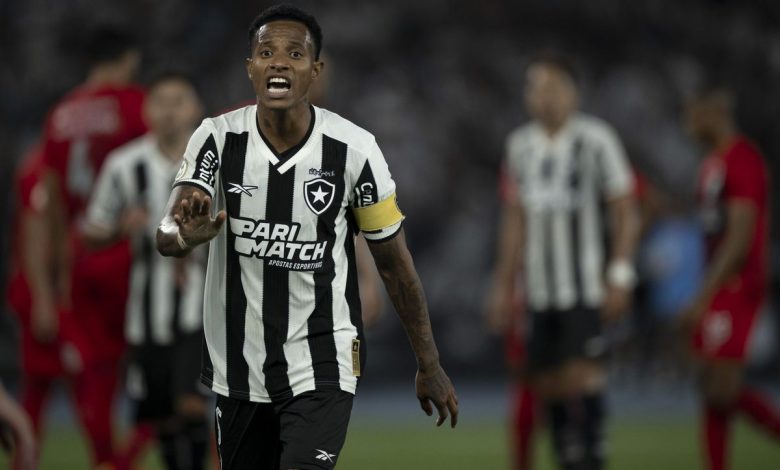 Tchê Tchê se declara ao Botafogo antes de partida importante