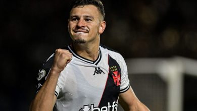 Vasco terá retornos importantes, mas enfrenta o Corinthians com 5 pendurados