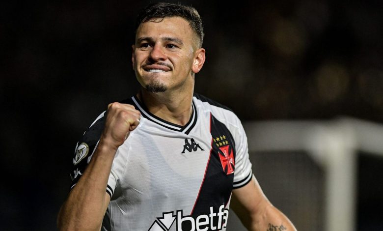 Vasco terá retornos importantes, mas enfrenta o Corinthians com 5 pendurados