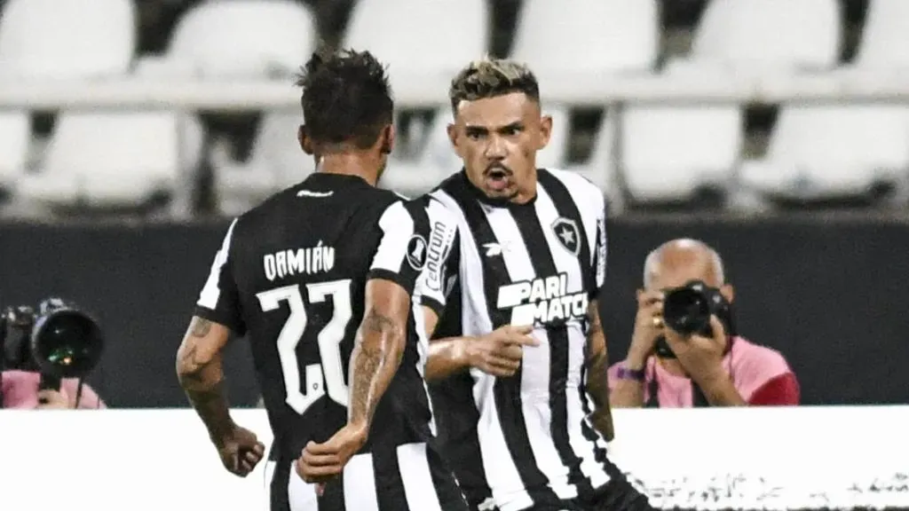 Tiquinho Soares atuando pelo Botafogo na Libertadores de 2024.