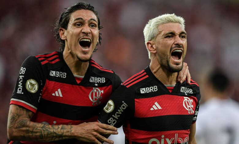 Flamengo recebe outra proposta por atacante após recusar oferta por Pedro e Felipe Lima fica