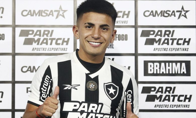 Thiago Almada deve estrear e Artur Jorge muda ataque contra Bahia