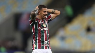 Torcida do Fluminense detona David Terans, que não joga desde junho