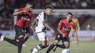 Torcida do Vasco detona atuação de Coutinho e pede Payet titular