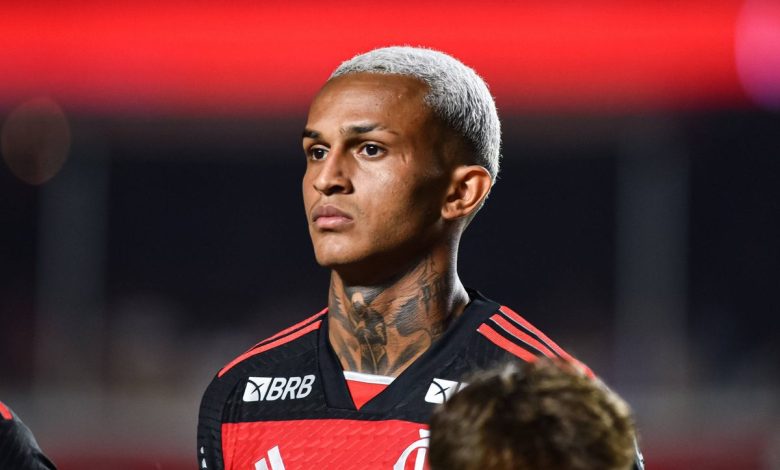 Wesley aceita proposta para ir embora do Flamengo