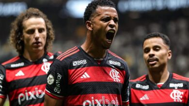 Escalação do Flamengo: Tite esboça time sem Gabigol e com Carlinhos para enfrentar Grêmio