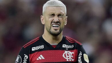 Arrascaeta revela que atuou em Flamengo X Peñarol ainda com problema por conta de lesão