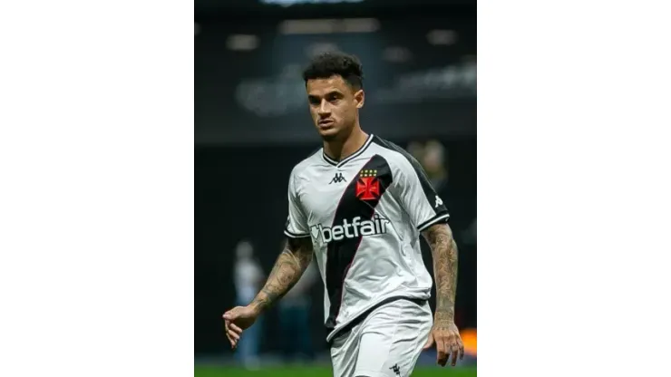 Fernando Moreno/Fernando Moreno/AGIF… - Veja mais em https://www.uol.com.br/esporte/futebol/ultimas-noticias/2024/09/10/philippe-coutinho-esta-fora-de-vasco-x-athletico-pr-pela-copa-do-brasil.htm?cmpid=copiaecola
