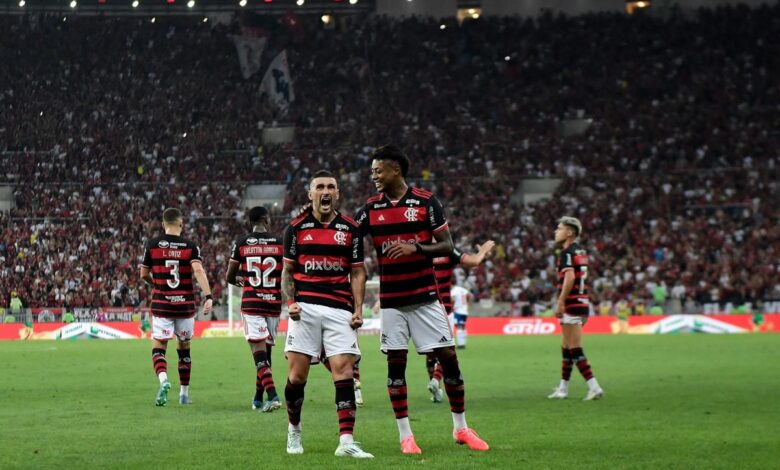 Flamengo e Bahia protagonizam o maior público do ano no futebol brasileiro