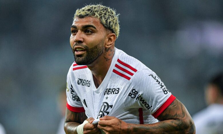 Gabigol volta a ser titular no Flamengo após quase dois meses