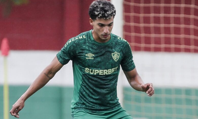 Gabriel Fuentes aparece no BID e já pode estrear pelo Fluminense