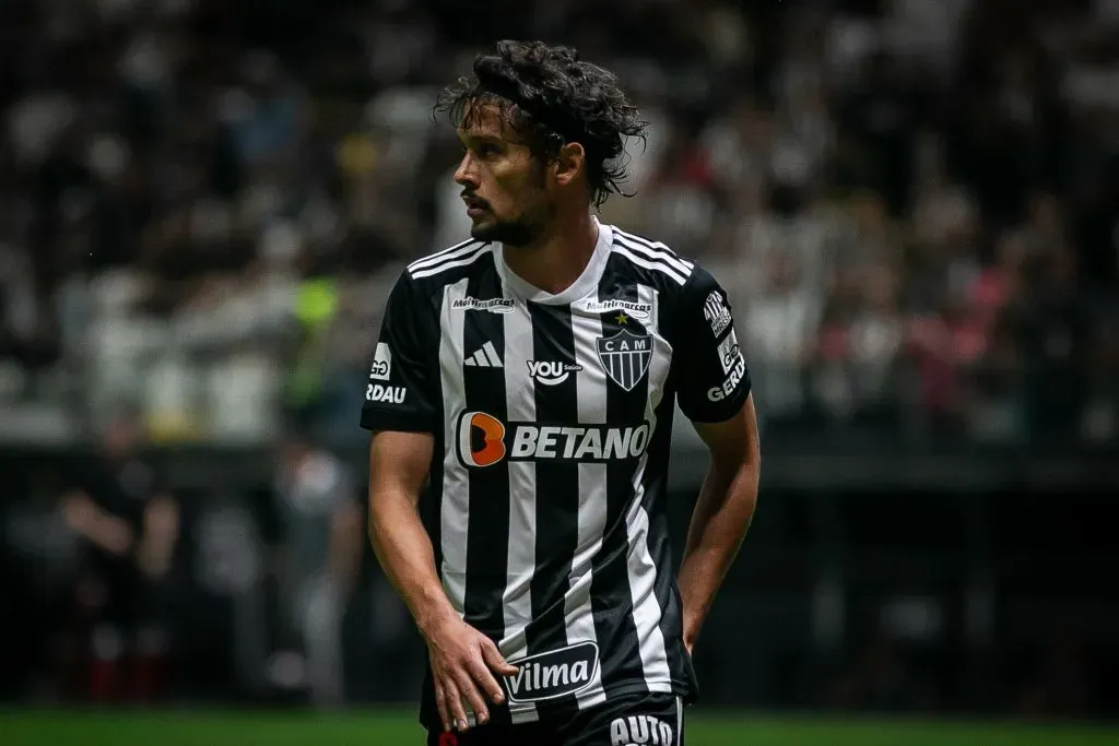 Gustavo Scarpa em ação pelo Atlético-MG. Foto: Fernando Moreno/AGIF