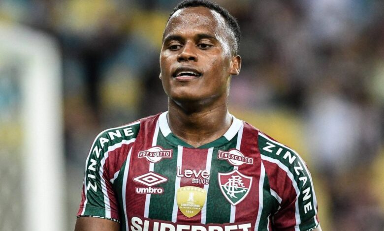 Jhon Arias recebe proposta do Cruzeiro e pode deixar o Fluminense em 2025