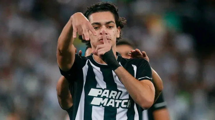 Matheus Nascimento participa de amistoso no sub-23 do Botafogo