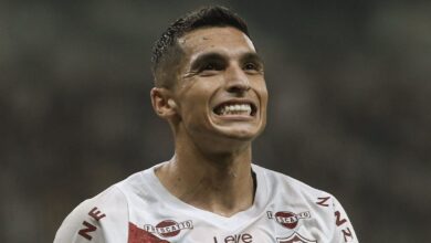 Serna enaltece a torcida do Fluminense: "Faz a diferença"