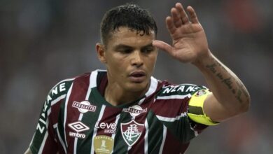 VAR em lance de Thiago Silva em Fluminense x São Paulo pode ajudar anulação da partida