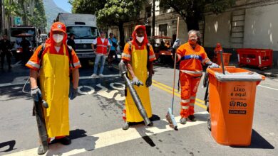 Comlurb prepara megaoperação de limpeza com 6.600 garis para Sambódromo, Intendente e Carnaval de rua