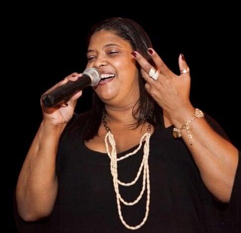 Rosângela Vieira será a atração do Asilo de Idosas