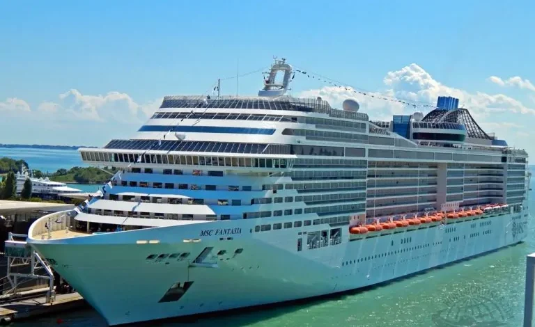 Dois Transatlânticos Trazem Mais de 7 Mil Turistas ao Rio e Fortalecem o Turismo na Cidade Maravilhosa