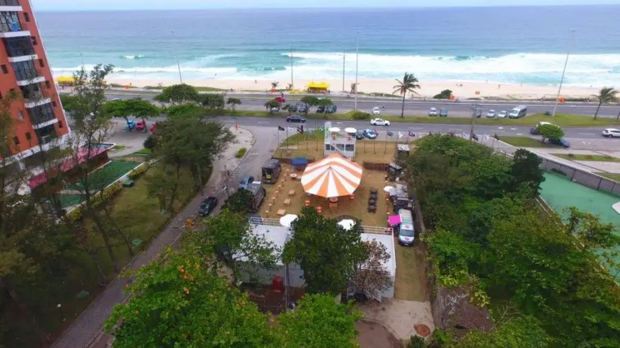 BURGER COMBAT – A Batalha de Hambúrguer na Barra da Tijuca