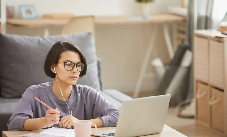 Conversor de Áudio para Texto: Como Funciona e Por que Você Precisa