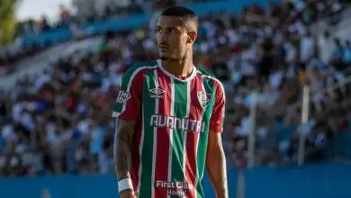 Fluminense encaminha venda de Jefté ao Rangers da Escócia e garante valor milionário