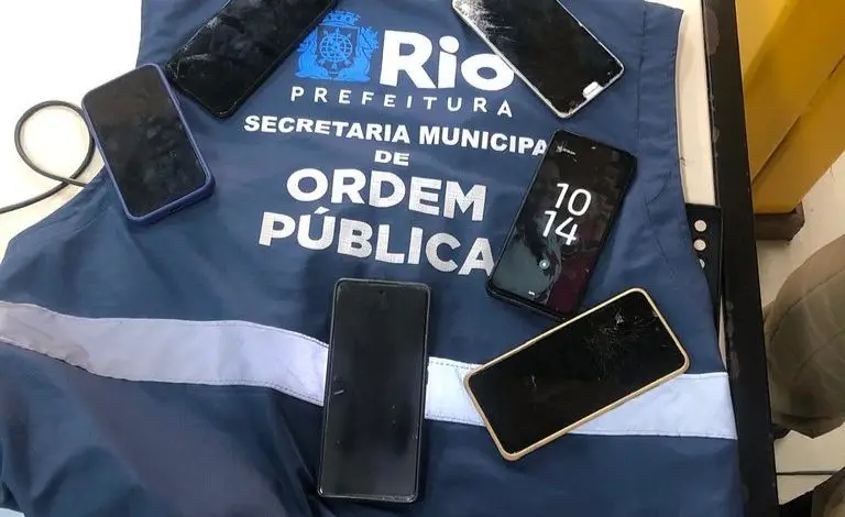 Agentes da Seop flagram e prendem homem por roubo de celular, na Pavuna, na Zona Norte - Prefeitura da Cidade do Rio de Janeiro