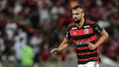 Após recusar West Ham, Fabrício Bruno tem novo interessado no Flamengo 