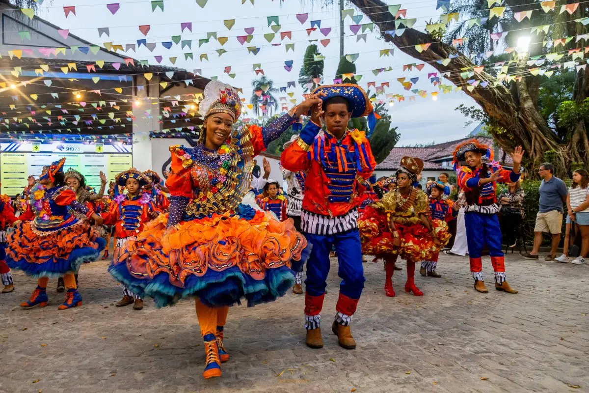 5a Etapa Grupo AB do Ranking SHB e festa junina animam a hípica